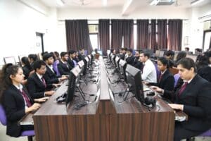 Jaipuria-Institute-of-Management-8-1