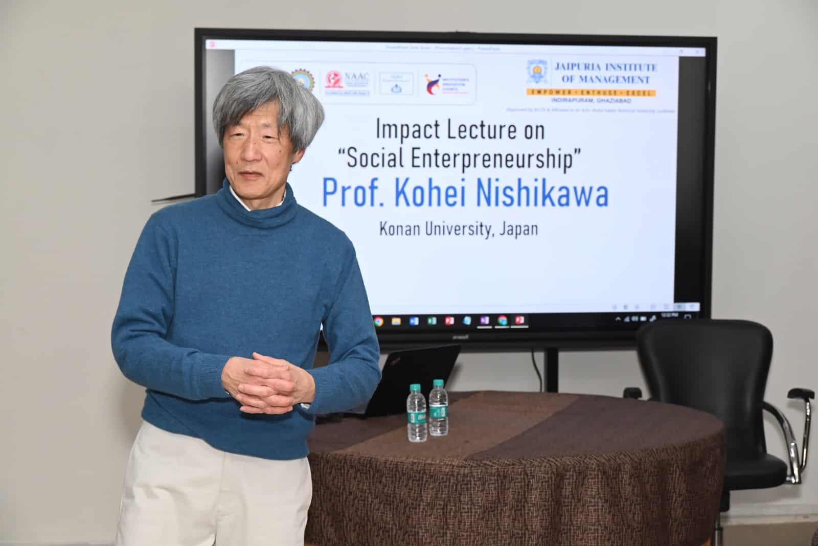 Prof. Kohei Nishikawa stands ready to deliver his impact lecture on Social Entrepreneurship at Jaipuria Institute of Management.