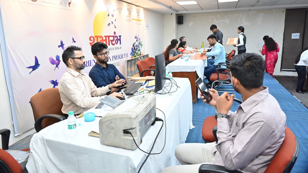 Day 1 of Reporting Day 7 - Jaipuria Institute of Management, Indirapuram Ghaziabad Day 1 of Reporting Day 7