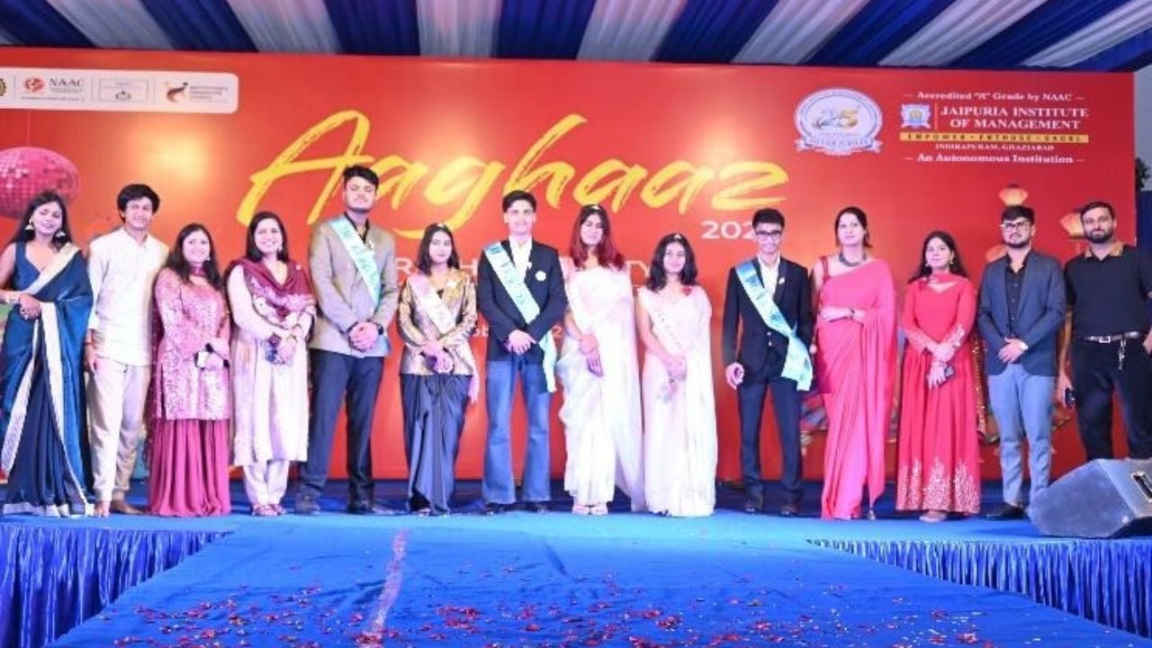 Aaghaaz 2026_ MBA Freshers' Party at Jaipuria Ghaziabad (2)