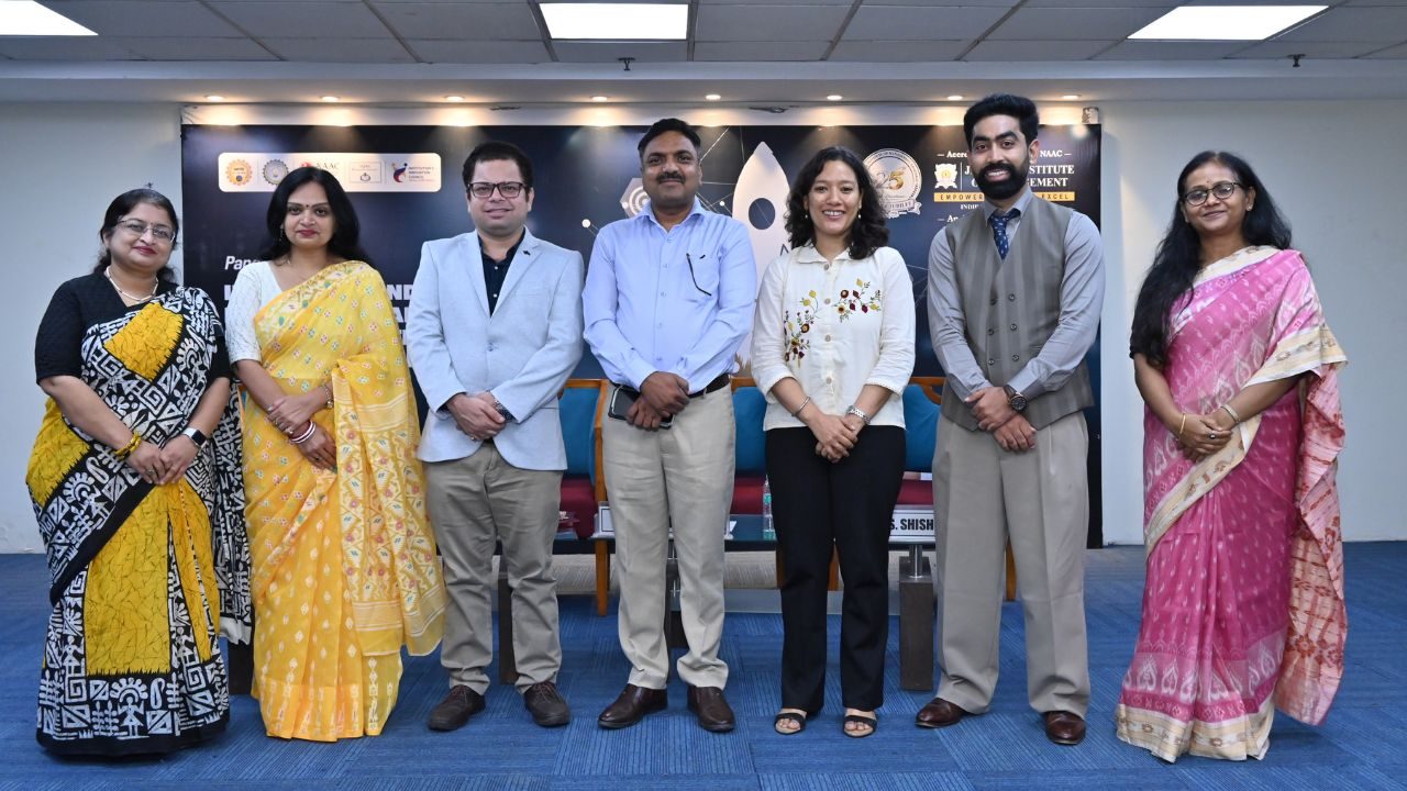 IIC Panel Discussion on Innovation & Startup Ecosystem (1)